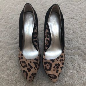 Faux leopard print 4” pumps